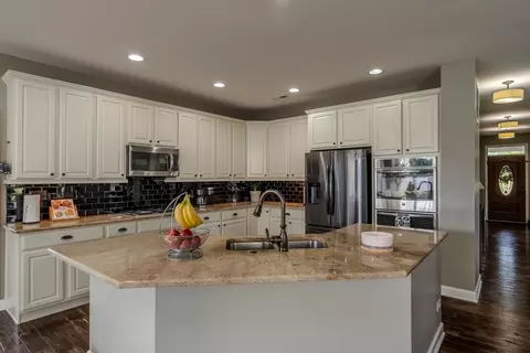 14924 S Case St, Plainfield, IL 60544 photo 9
