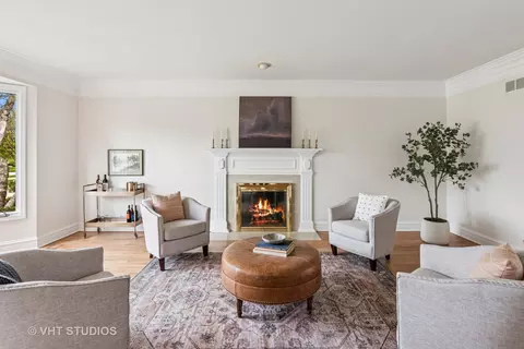 Living - 1181 Midwest Ln, Wheaton, IL 60189 photo 2 of 4