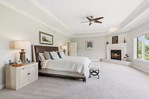 Bedroom - 6 N707 Brookhaven Ln, Saint Charles, IL 60175 photo 1 of 8