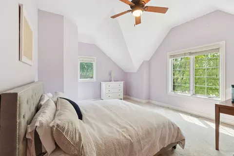 Bedroom - 6 N707 Brookhaven Ln, Saint Charles, IL 60175 photo 7 of 8