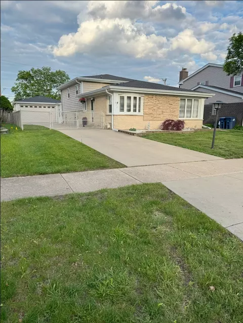 1517 Webster Ln, Des Plaines, IL 60018