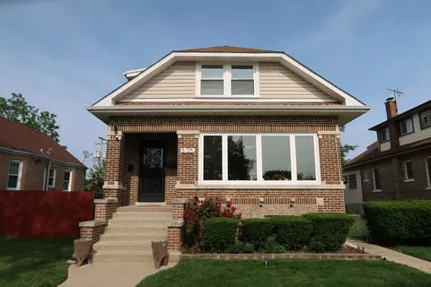 5125 N La Crosse Ave, Chicago, IL 60630