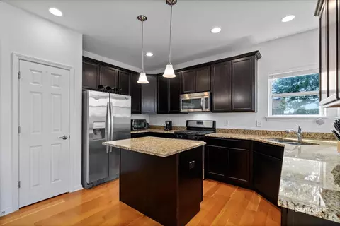 Kitchen - 433 Davis Dr, Sycamore, IL 60178 photo 3 of 3
