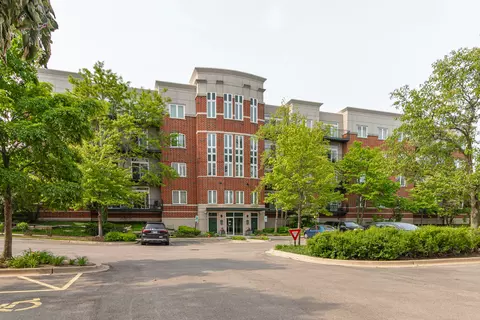 860 Weidner Rd #403, Buffalo Grove, IL 60089