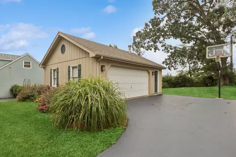 2619 Baldwin Rd, Mchenry, IL 60050 photo 3