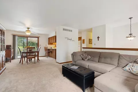 2619 Baldwin Rd, Mchenry, IL 60050 photo 6