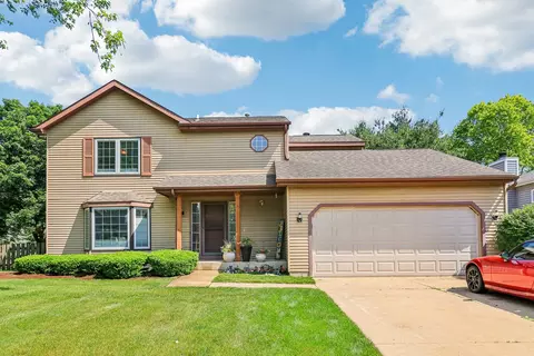 5506 W Chasefield Cir, Mchenry, IL 60050
