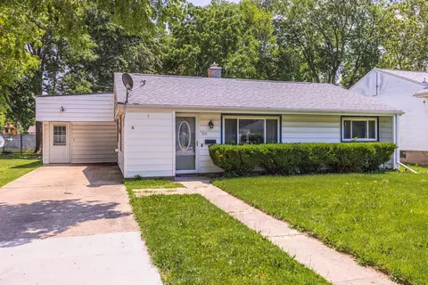 1014 N Main St, Pontiac, IL 61764