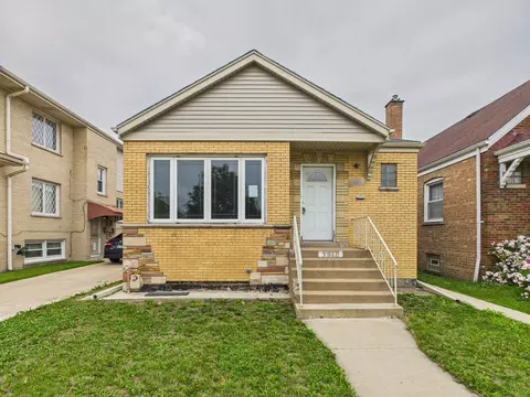 3810 W 71st St, Chicago, IL 60629