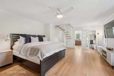 Bedroom - 720 Willow Rd, Winnetka, IL 60093 photo 1 of 5