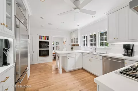 Kitchen - 720 Willow Rd, Winnetka, IL 60093 photo 1 of 2