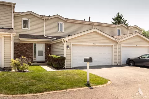 780 Buckingham Ct, Hoffman Estates, IL 60169 photo 2