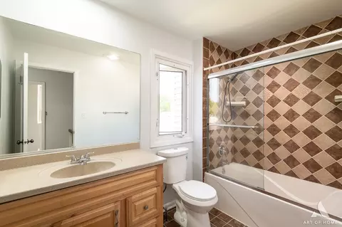 780 Buckingham Ct, Hoffman Estates, IL 60169 photo 29