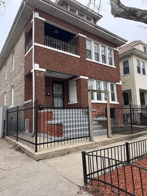 10739 S Wabash Ave, Chicago, IL 60628