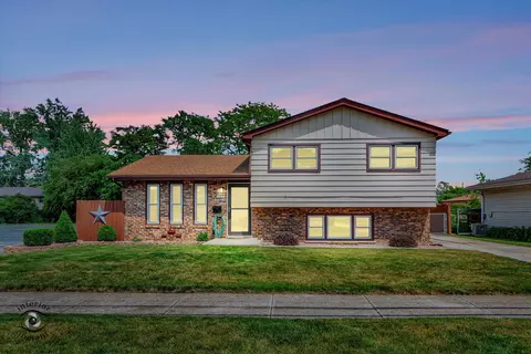 14727 Central Park Ave, Midlothian, IL 60445