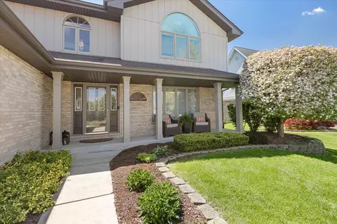 13907 W Big Run Ln, Homer Glen, IL 60491