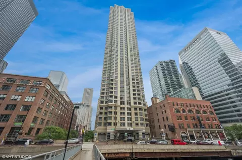 440 N Wabash Ave #1908, Chicago, IL 60611