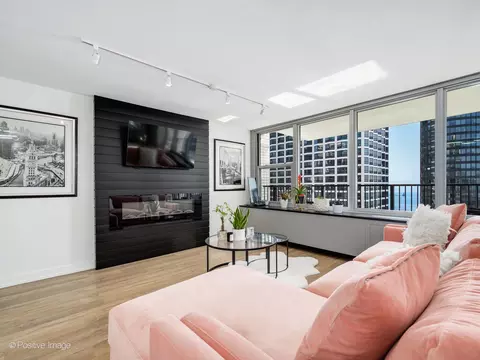 400 E Randolph St #3225, Chicago, IL 60601 photo 3