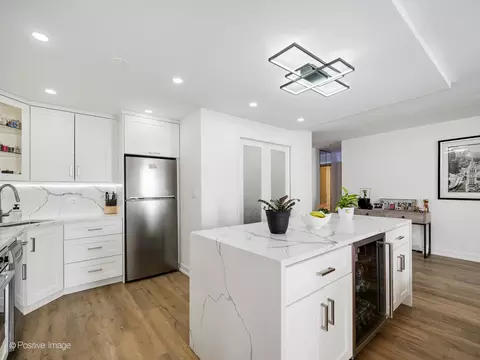 400 E Randolph St #3225, Chicago, IL 60601 photo 12