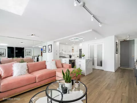 400 E Randolph St #3225, Chicago, IL 60601 photo 7