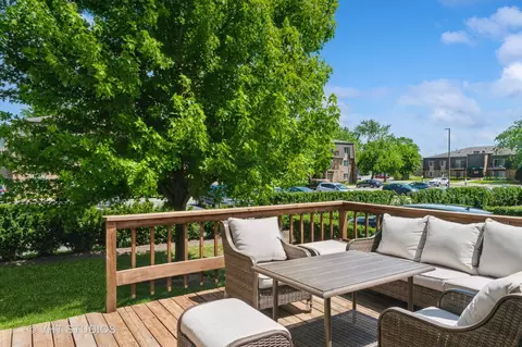 Exterior - 1775 Lakeview Dr #D, Wheeling, IL 60090 photo 3 of 3
