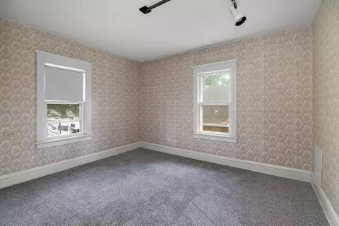 Bedroom - 866 S Evergreen Ave, Kankakee, IL 60901 photo 2 of 4