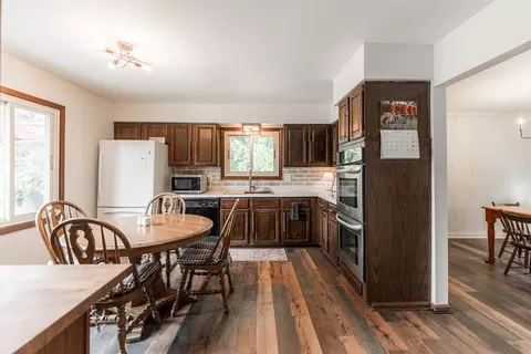 Kitchen - 17751 Scott Rd, Hinckley, IL 60520 photo 2 of 6