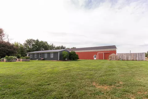 Exterior - 17751 Scott Rd, Hinckley, IL 60520 photo 11 of 17