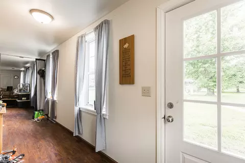 Entry Way - 17751 Scott Rd, Hinckley, IL 60520 photo 4 of 5