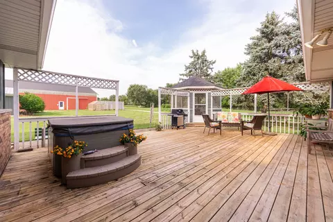 Exterior - 17751 Scott Rd, Hinckley, IL 60520 photo 4 of 17