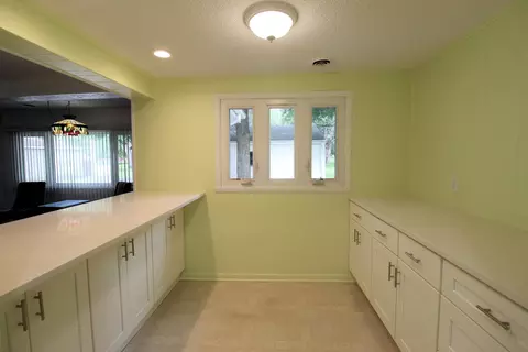 Kitchen - 1225 Justine Dr, Kankakee, IL 60901 photo 2 of 3