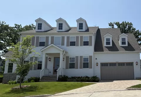 5907 Juniper Ct, Western Springs, IL 60558