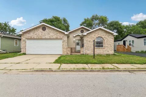 2209 Rush St, Lynwood, IL 60411
