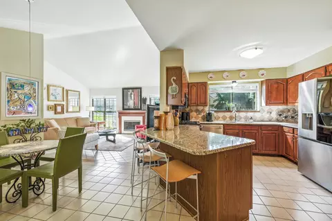 Kitchen - 613 White Oak Ln, Bartlett, IL 60103 photo 1 of 3