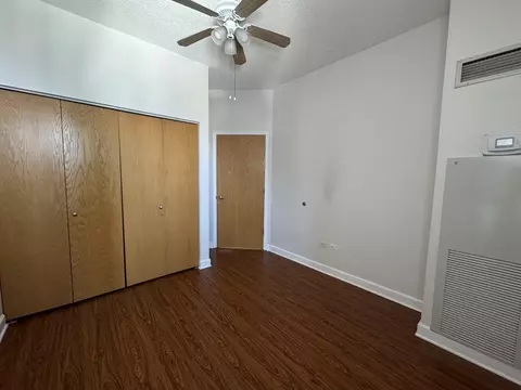 Bedroom - 41 E 8th St #1702, Chicago, IL 60605 photo 1 of 1