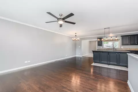 Living - 1320 Jefferson Rd, Hoffman Estates, IL 60169 photo 2 of 7
