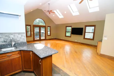 314 N Maple St, Itasca, IL 60143 photo 6