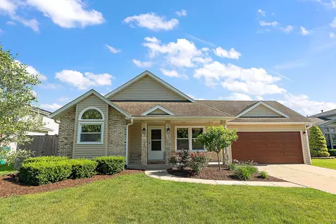 801 South St, Lockport, IL 60441