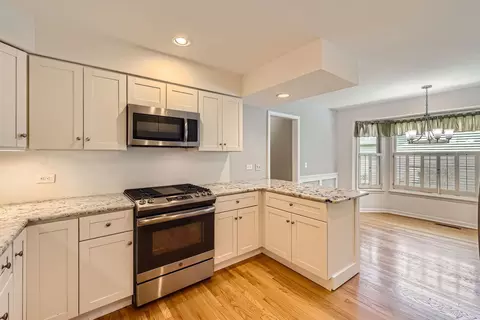 201 S Wulff St, Cary, IL 60013 photo 5