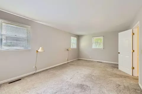 201 S Wulff St, Cary, IL 60013 photo 24