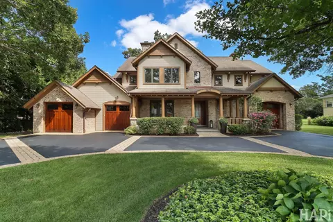 1425 Lee Rd, Northbrook, IL 60062
