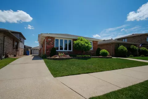 3923 W 101st Pl, Chicago, IL 60655