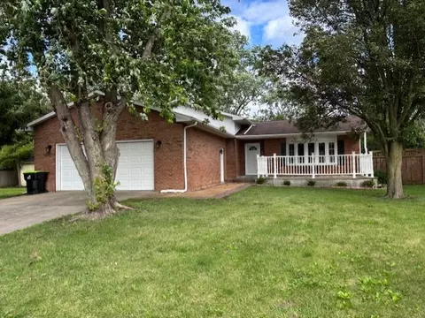 1038 Ruth Crane Dr, Rantoul, IL 61866