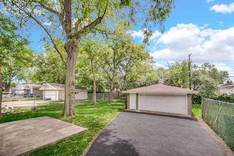 Exterior - 3115 172nd St, Hazel Crest, IL 60429 photo 4 of 6