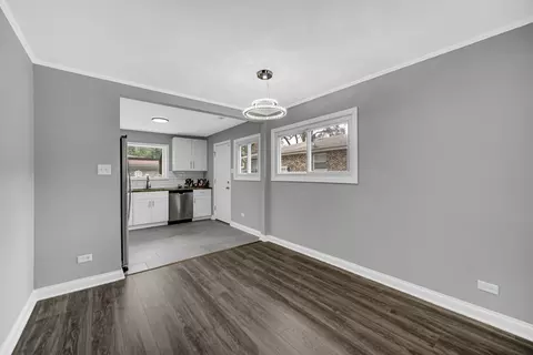 Dining - 3115 172nd St, Hazel Crest, IL 60429 photo 1 of 1