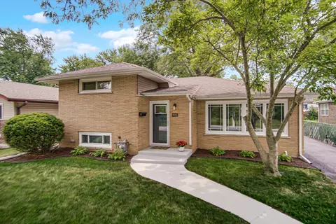 Exterior - 3115 172nd St, Hazel Crest, IL 60429 photo 2 of 6