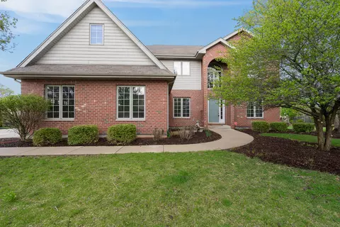22715 Maddeline Ln, Frankfort, IL 60423