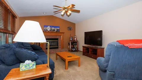 410 Wildberry Dr, Normal, IL 61761 photo 12