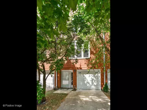 2132 N Bell Ave, Chicago, IL 60647