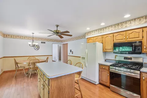 Kitchen - 3560 Primrose Ln, Morris, IL 60450 photo 2 of 7